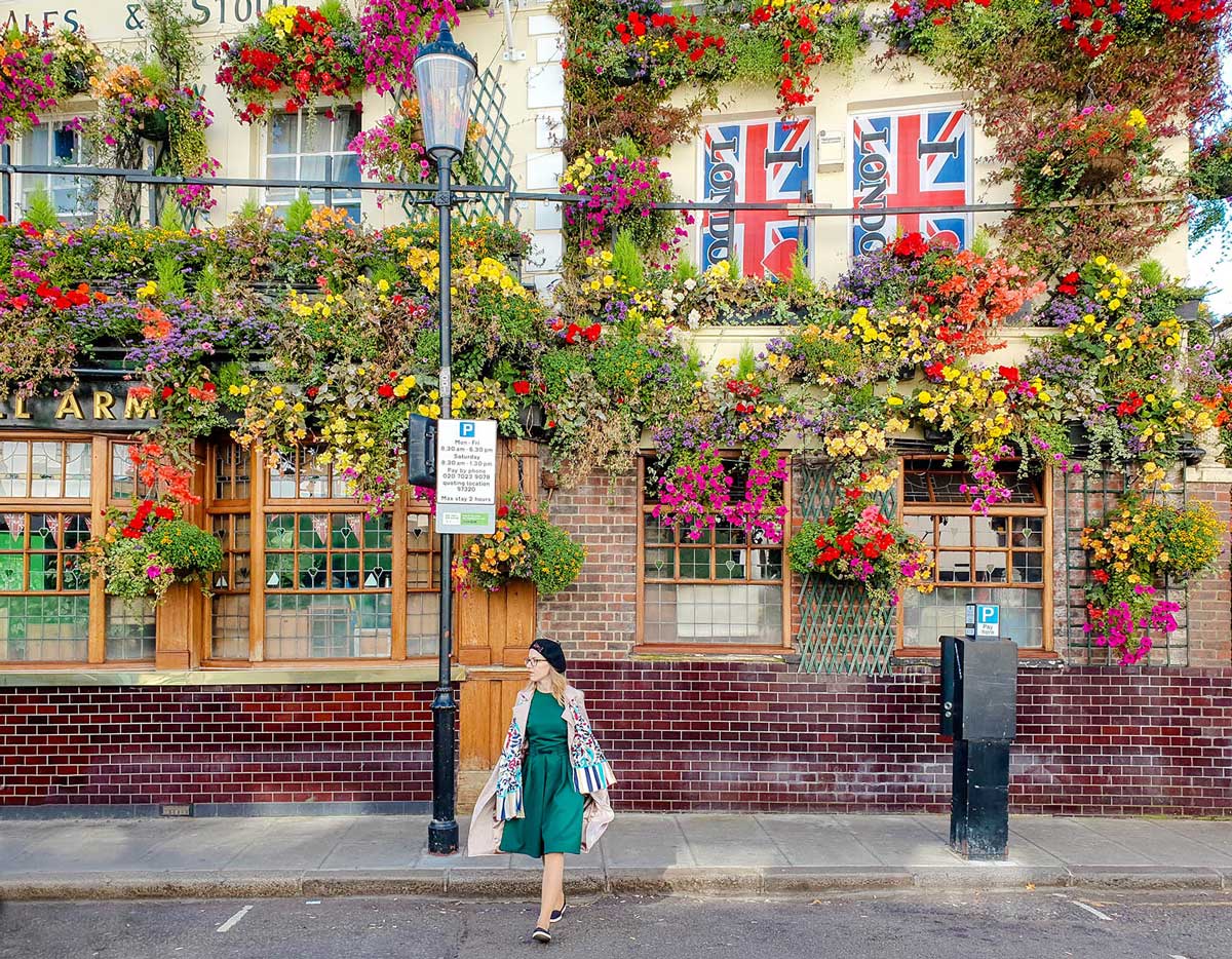 churchills arms london instagram worthy spots in london