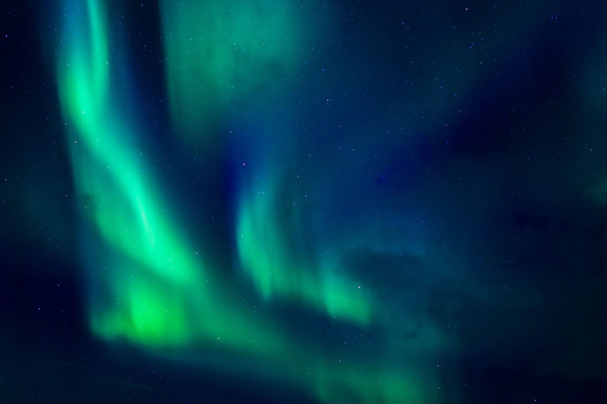 northern lights in abisko - best way to see aurora borealis in europe