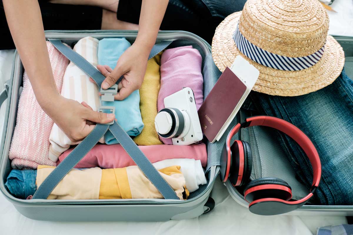 how to pack a suitcase efficiently