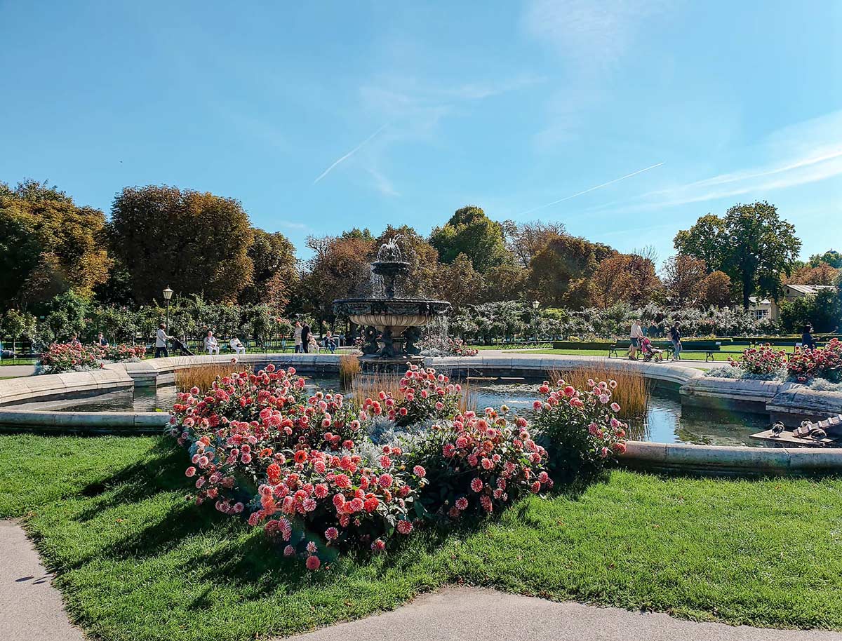 volksgarten park - vienna travel guide