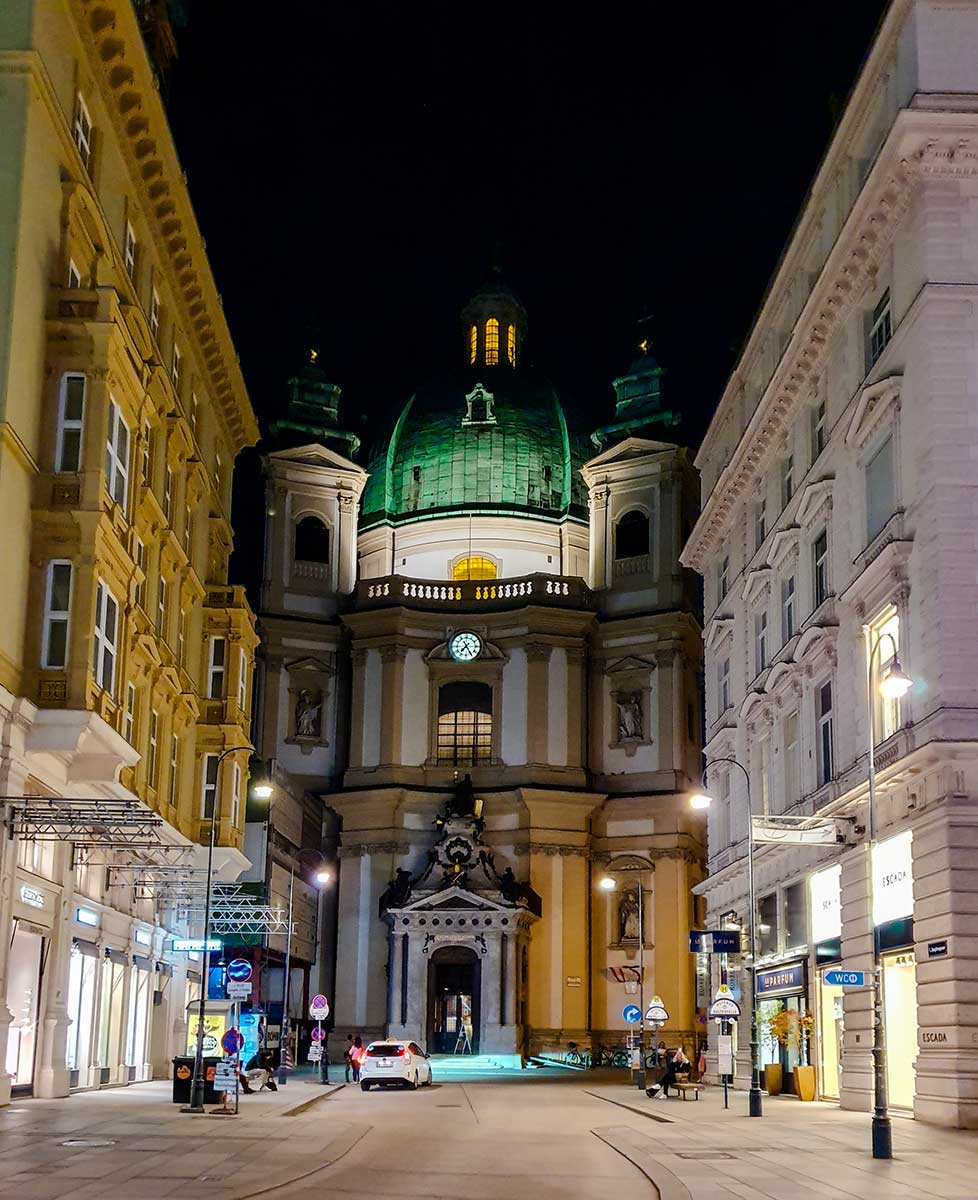 Peterskirche - insta worthy spots in Vienna