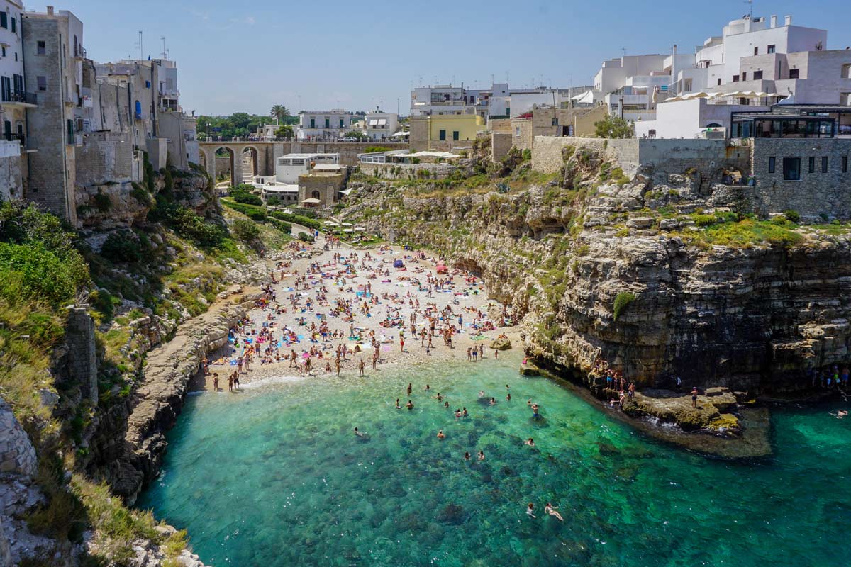 beach in Poligano a Mare