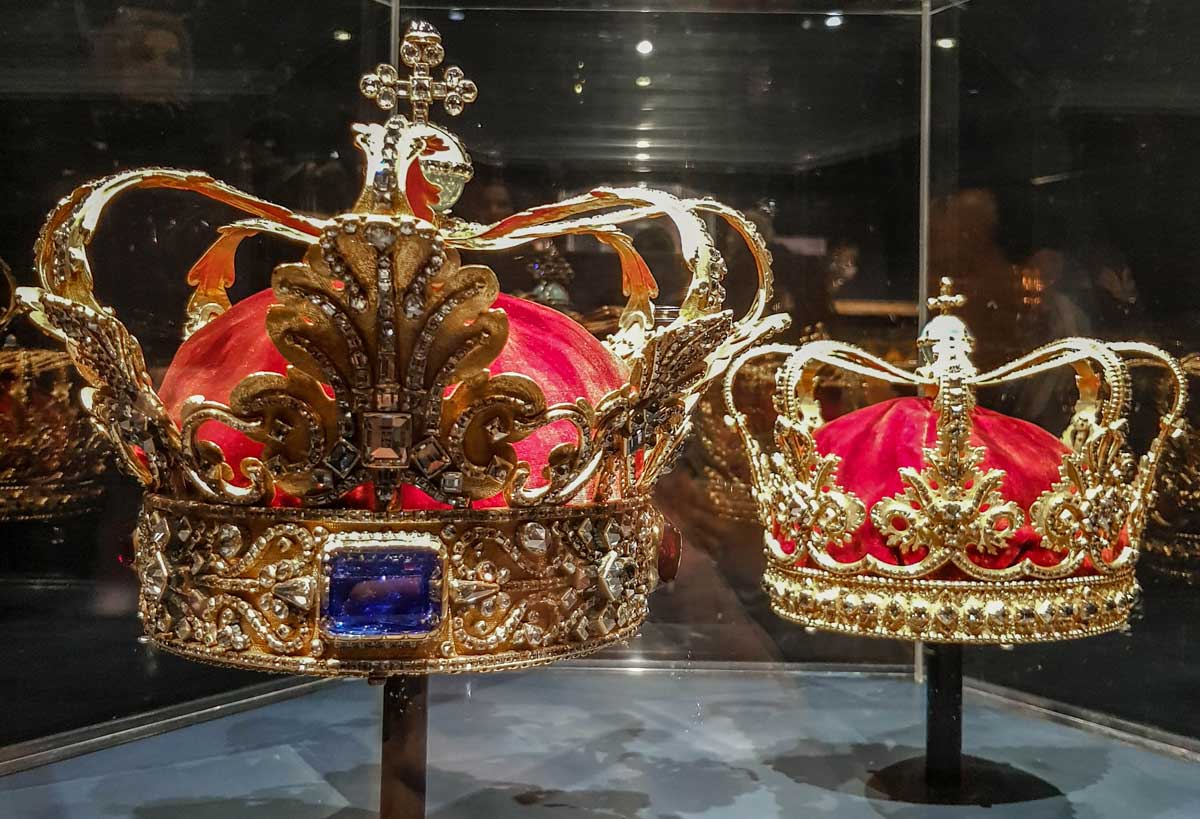 crown jewels at rosenborg castle