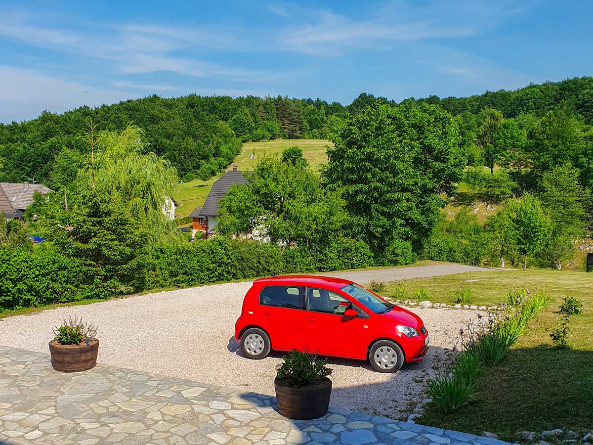 Dubrovnik to Bosnia day trip: rented car