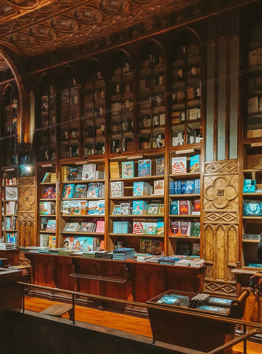 Livraria Lello Porto interior