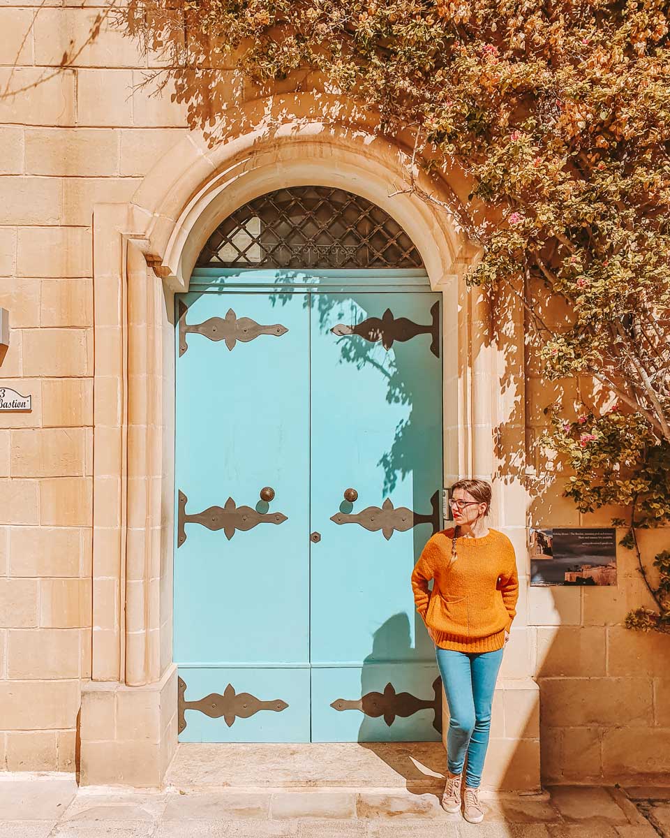Malta Instagrammable spots: Mdina blue door