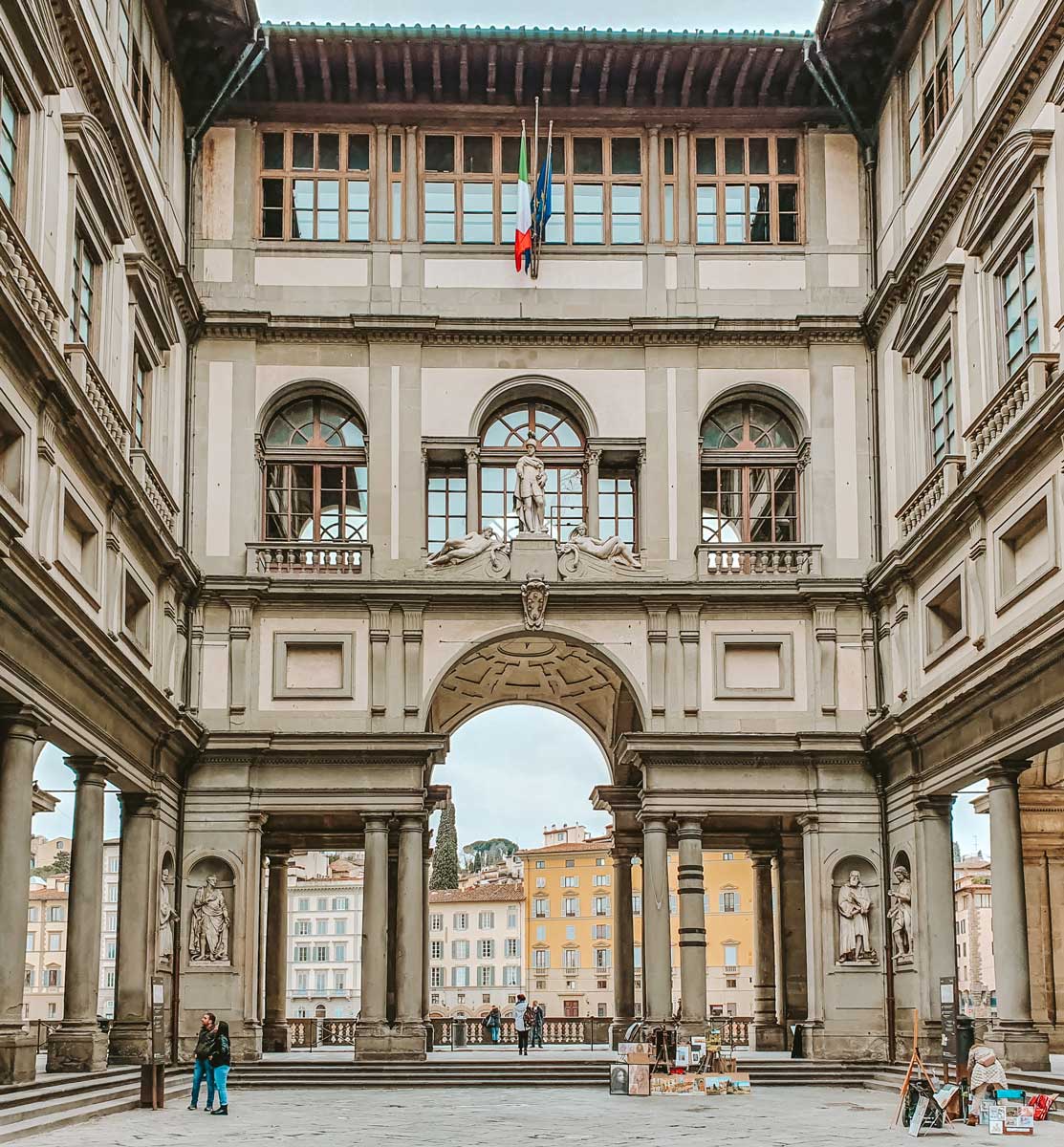 Photo spots in Florence: Uffizi Gallery