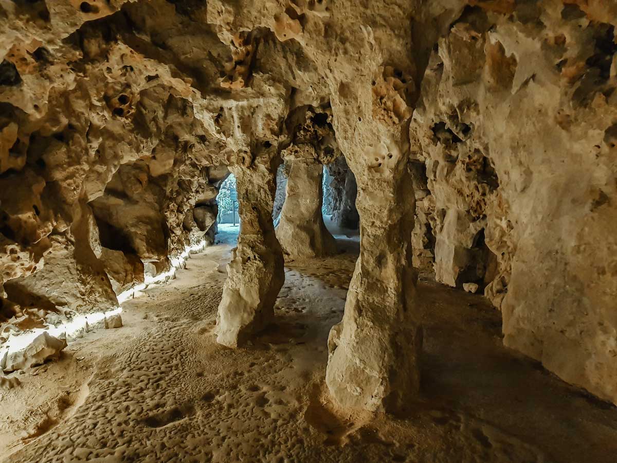 underground tunnels at Quinta da Regaleira