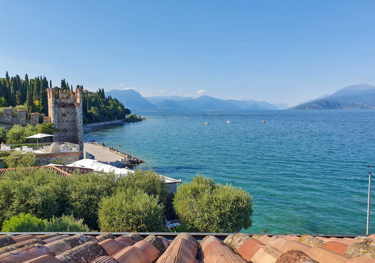 Grifone Hotel in Sirmione - view