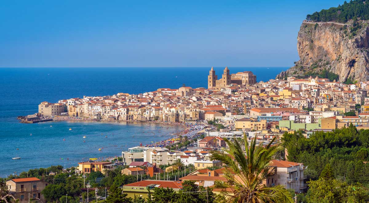 Most charming towns in Italy: Cefalu, Italy