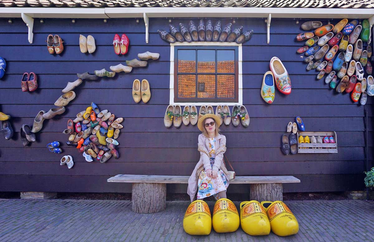 dutch clogs zaanse schans