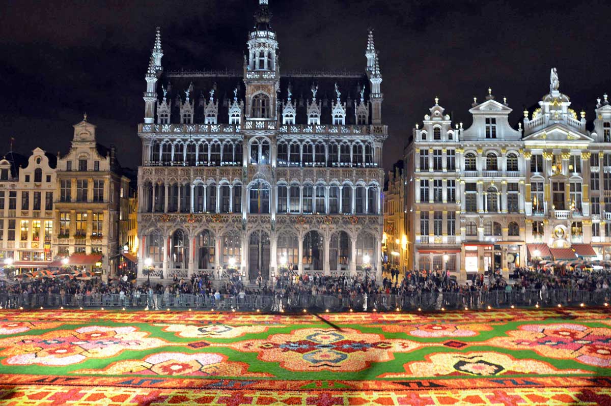 flower carpet brussels