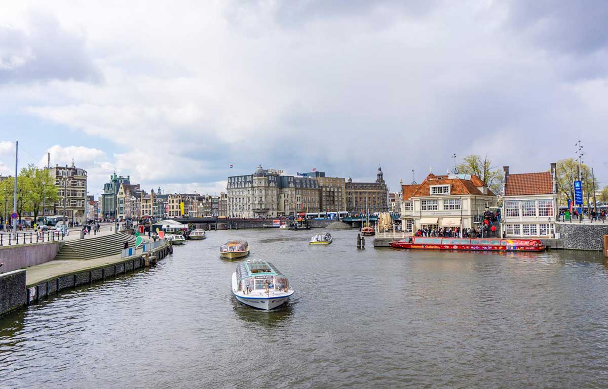 canal cruise tours Amsterdam
